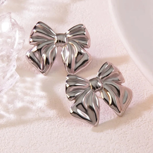 Bow Ear Studd - Silver