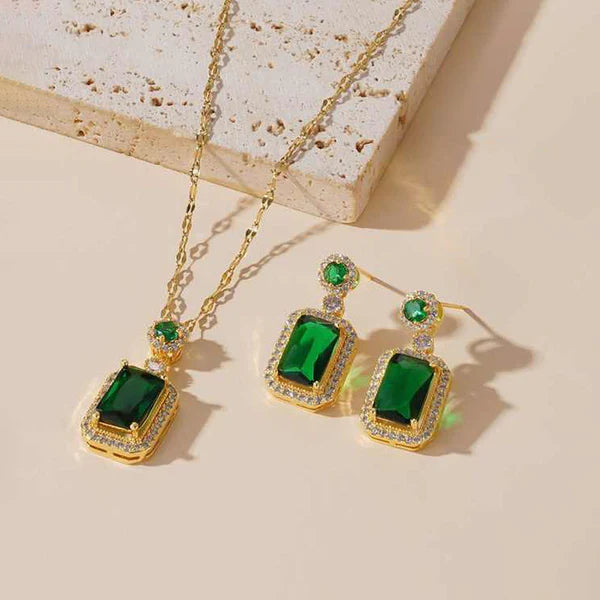 Luxury Queen Offer Combo Green Necklace set with Ring and Bracelet