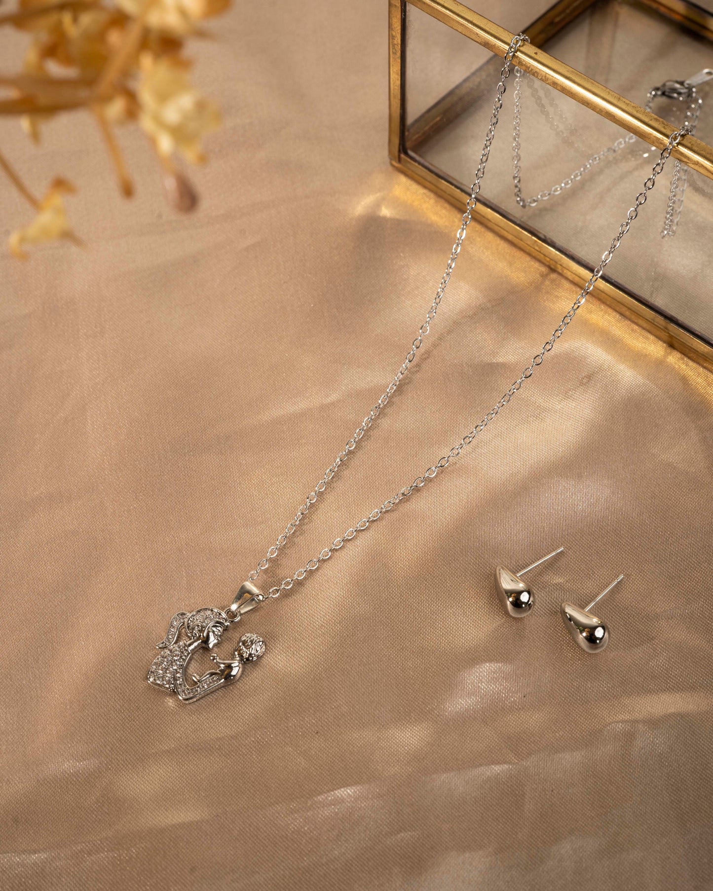 14k Silver Gold plated MOM-Baby Necklace