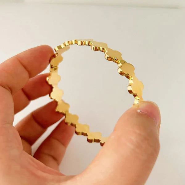 Gold Plated 4 Leaf Bangle Kada Bracelet