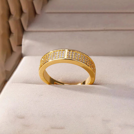 Tiny studded Ring - Adjustable