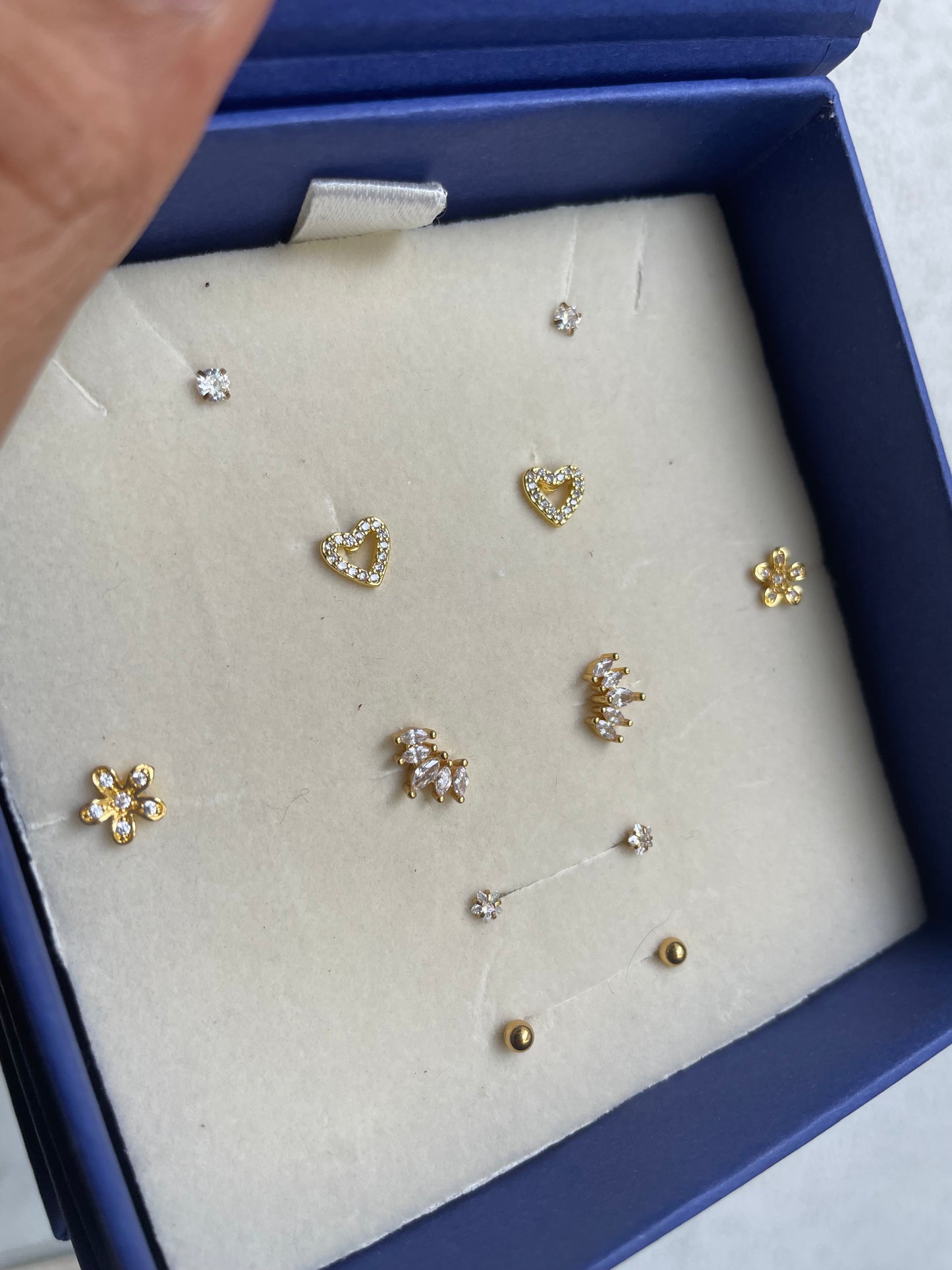 Minimalist Office Ear stack 6 Stud set
