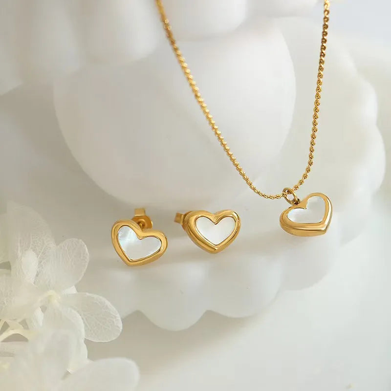Truetarnish French Classic Heart Shape 18K Gold Plated Necklace with Earrings