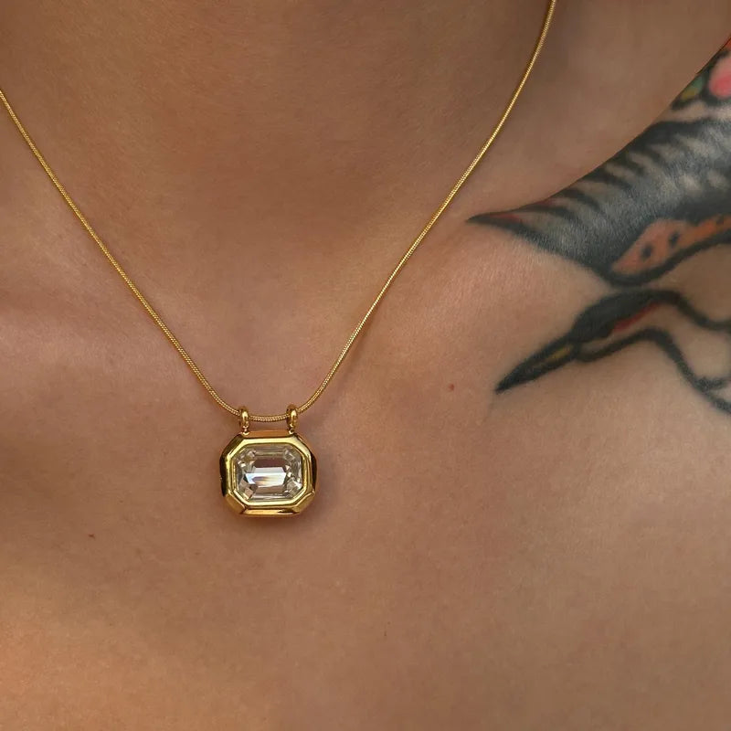 Truetarnish seamless Diamond Square 18k Gold Plated Necklace