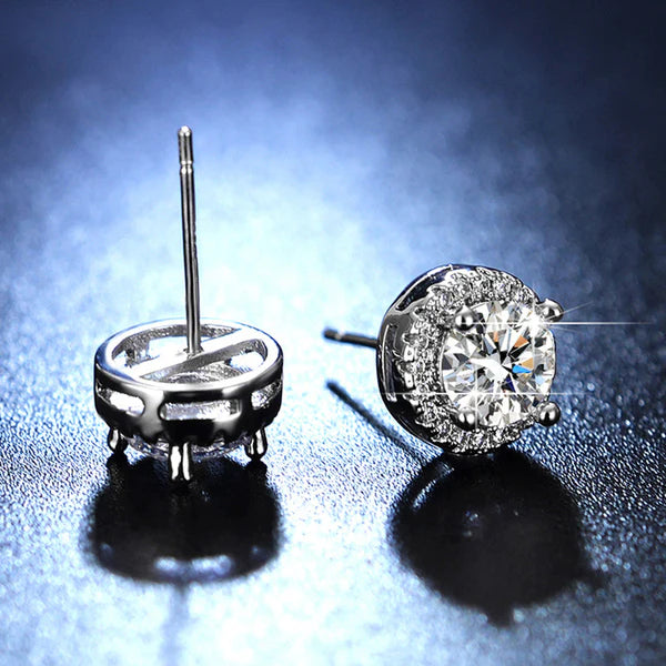Silver Plated Crystal Studded Circular Shape Solitaire Pendant with studs