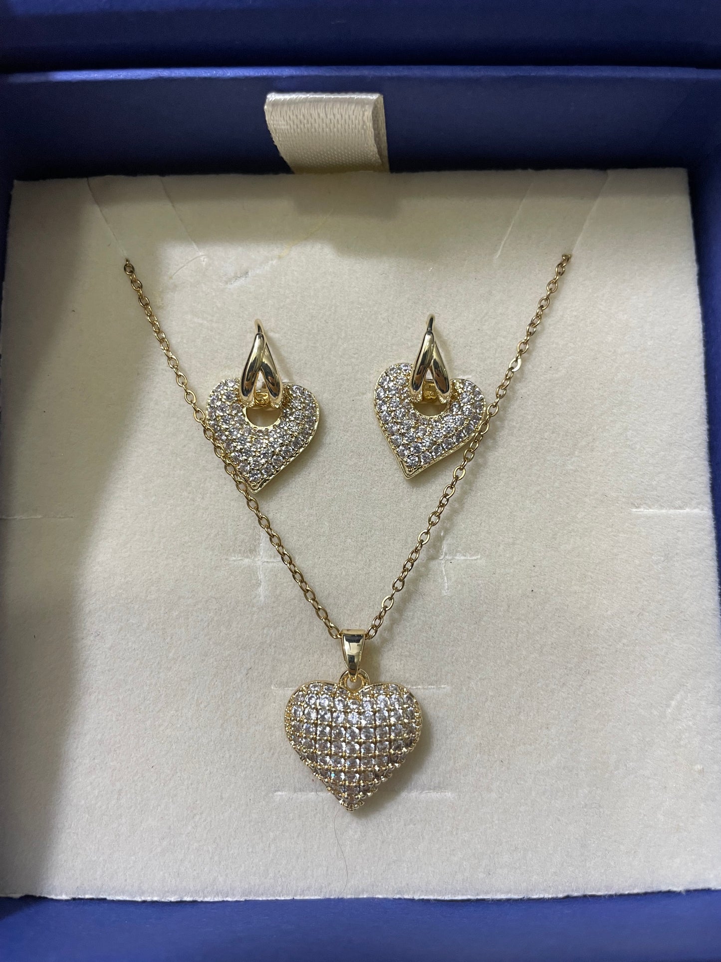Dove Diamond Heart with Earring set