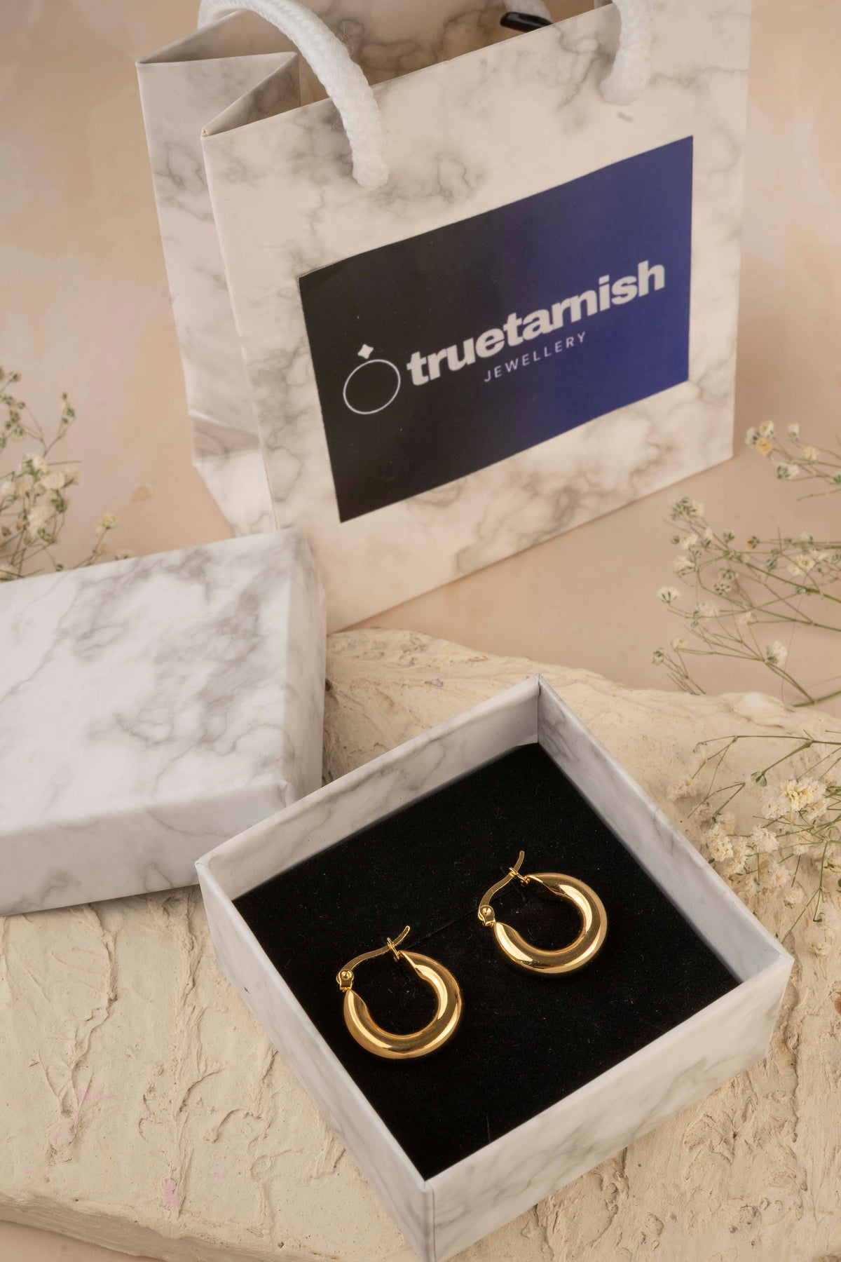 Luxury Queen Offer Combo Necklace Earring hoop and Vintage Ring