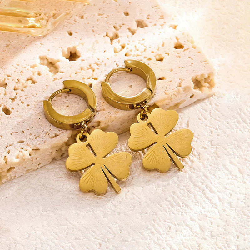 Truetarnish Clover Necklace Set