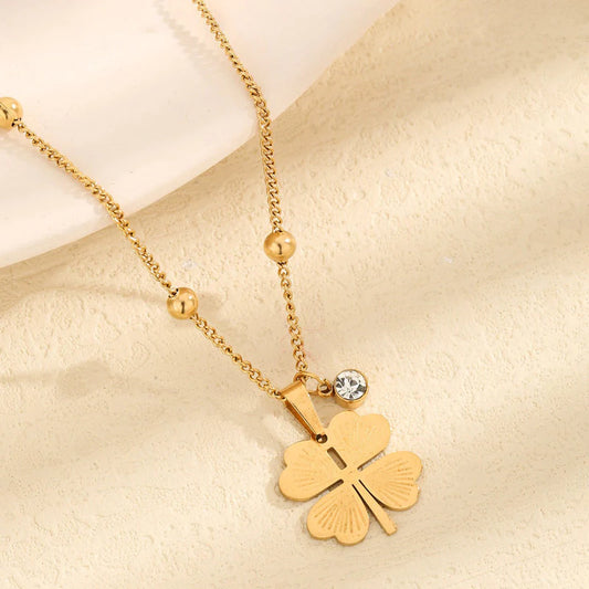 Truetarnish Clover Necklace Earring Set