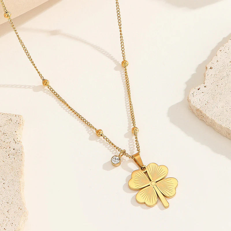 Truetarnish Clover Necklace Set