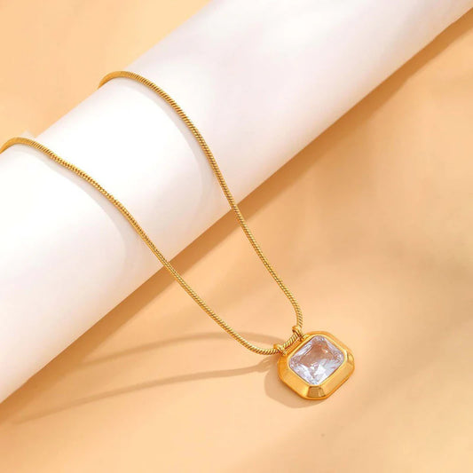 Truetarnish seamless Diamond Square 18k Gold Plated Necklace