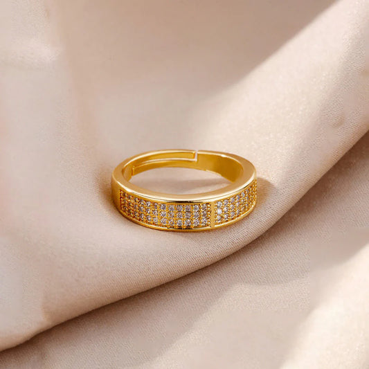 Tiny studded Ring - Adjustable