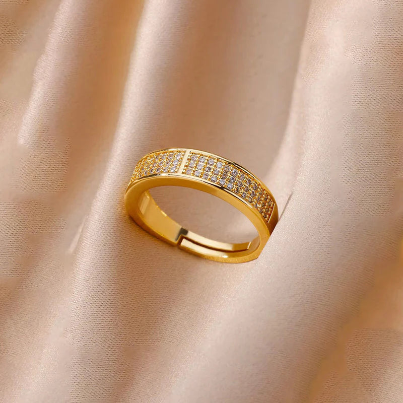 Tiny studded Ring - Adjustable