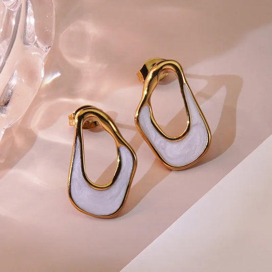 1 set of White studs Elegant Style 304 18K Gold Plated