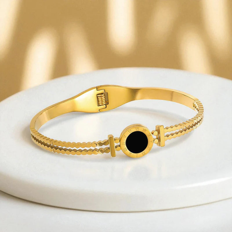 Black Eye Adjustable Band