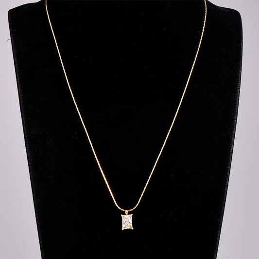 Elegant Office Wear Stainless Steel Artificial Rhinestones 18K Gold Plated Gold Necklace