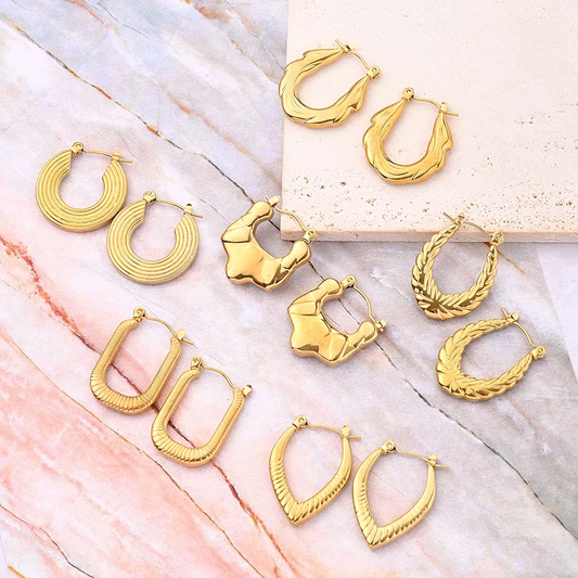 U leaf Gold Earring