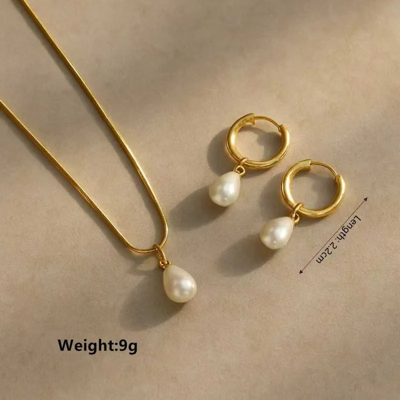 Royal Pearl Necklace