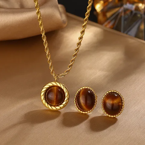 True love Gift - Brown Necklace Studs