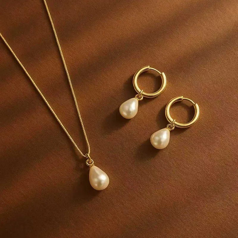 Royal Pearl Necklace